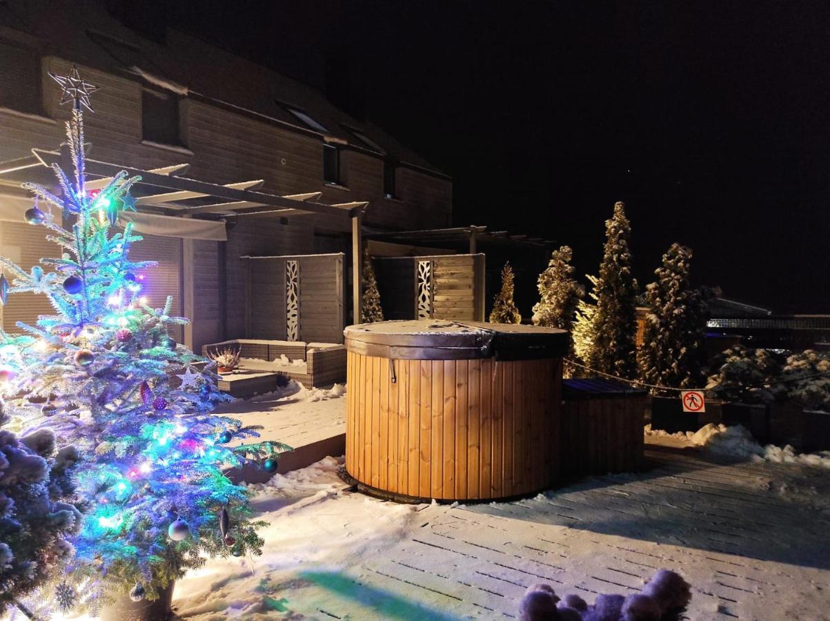 Sloneczny Chelm - Apartamenty W Gorach, Prywatna Sauna Jacuzzi Balia W Cenie, Spa, Grill, Stok Narciarski Myslenice, Sciezki Rowerowe, Rzeka Raba, Widok Na Tatry 外观 照片
